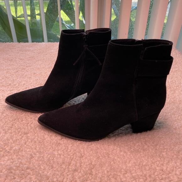Vaneli Black Velour Ankle Bootie Size 8 - Picture 1 of 8